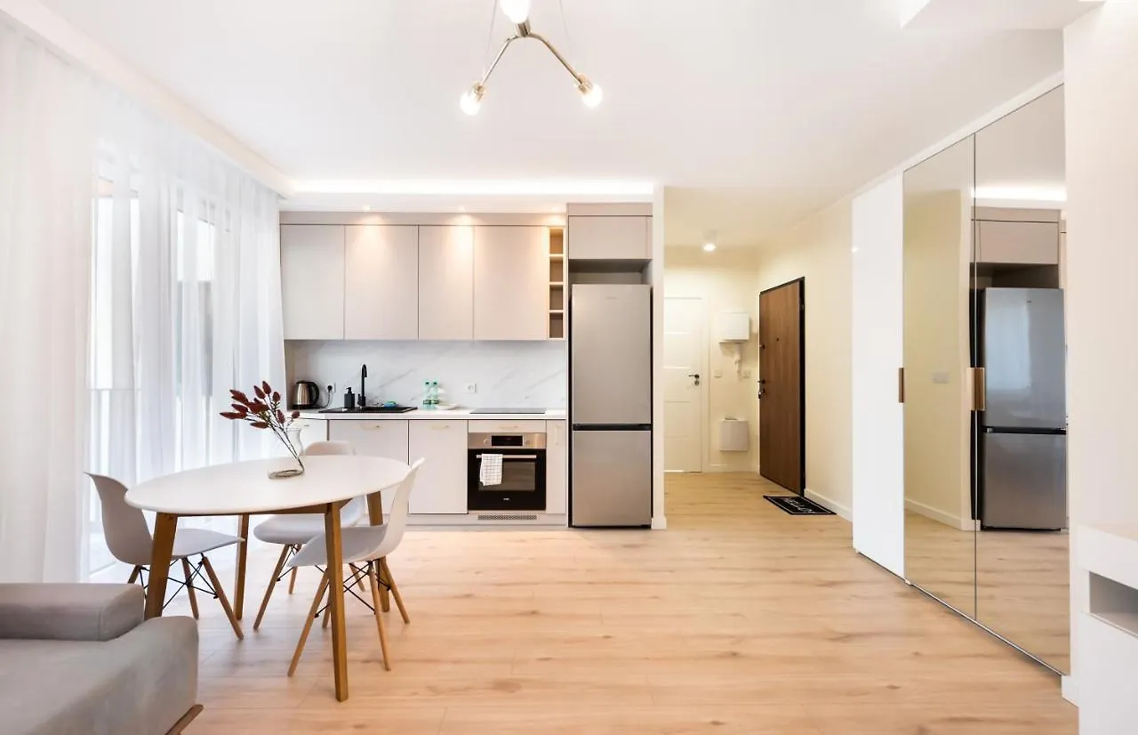 Develia Mala Praga Luxury Apartment Warsaw