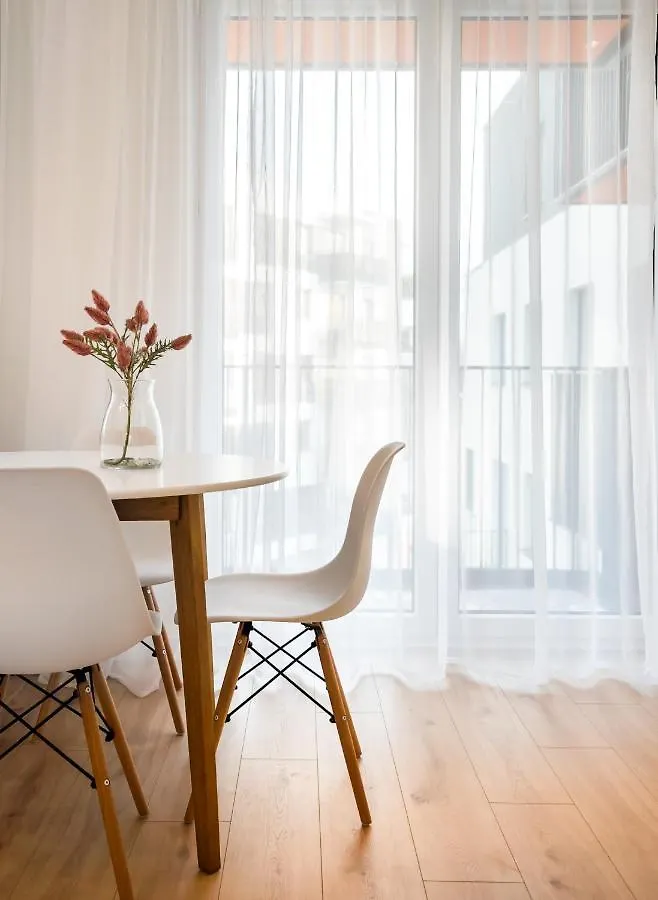 Develia Mala Praga Luxury Apartment Warsaw