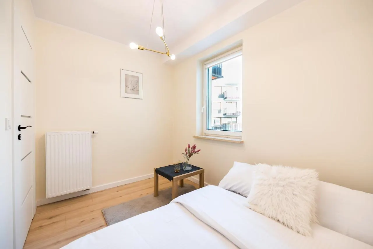 Develia Mala Praga Luxury Apartment Warsaw